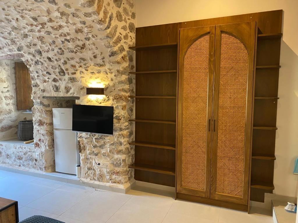 Appartement Indigo Leonidion Extérieur photo